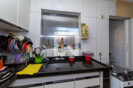 Casa à venda com 310m², 4 quartos e 1 vagaCozinha 2