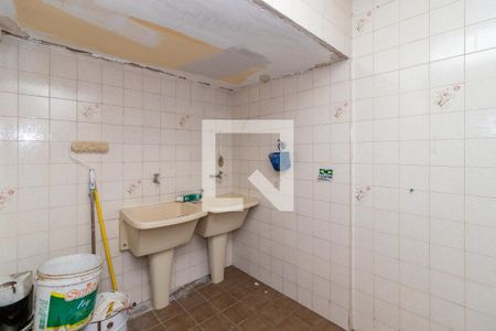 Casa à venda com 310m², 4 quartos e 1 vagaÁrea de Serviço