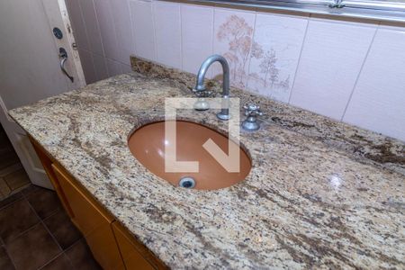 Casa à venda com 310m², 4 quartos e 1 vagaBanheiro 2