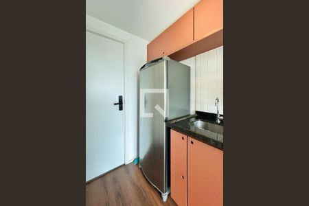 Studio à venda com 27m², 1 quarto e sem vaga Studio à venda com 27m², 1 quarto e sem vagaCozinha