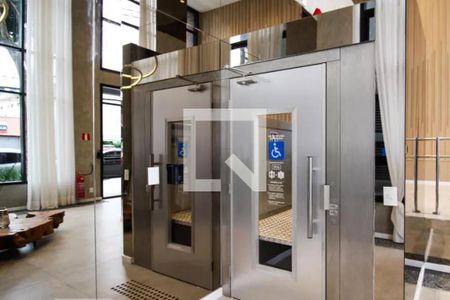 Studio à venda com 27m², 1 quarto e sem vaga Studio à venda com 27m², 1 quarto e sem vagaÁrea comum - Elevador