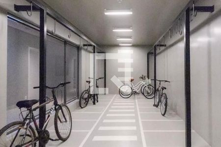 Studio à venda com 27m², 1 quarto e sem vaga Studio à venda com 27m², 1 quarto e sem vagaBicicletário