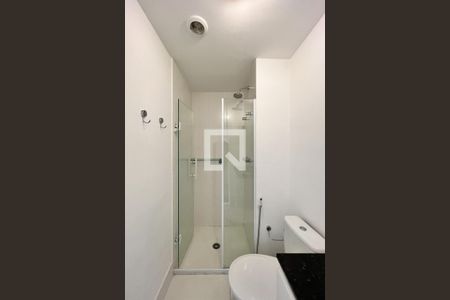 Studio à venda com 27m², 1 quarto e sem vaga Studio à venda com 27m², 1 quarto e sem vagaBanheiro