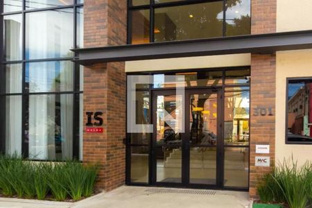 Studio à venda com 27m², 1 quarto e sem vaga Studio à venda com 27m², 1 quarto e sem vagaFachada