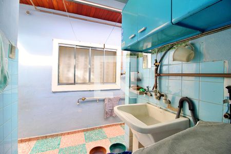 Casa à venda com 180m², 2 quartos e 1 vagaÁrea de Serviço