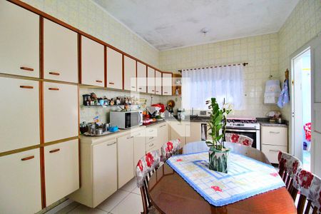 Casa à venda com 180m², 2 quartos e 1 vagaCozinha