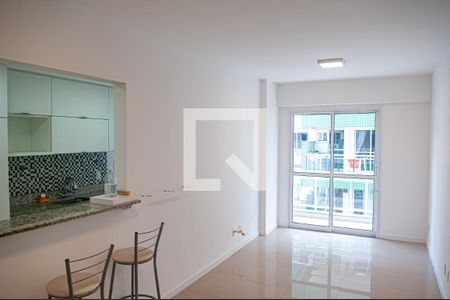 sala de apartamento à venda com 2 quartos, 65m² em Pechincha, Rio de Janeiro