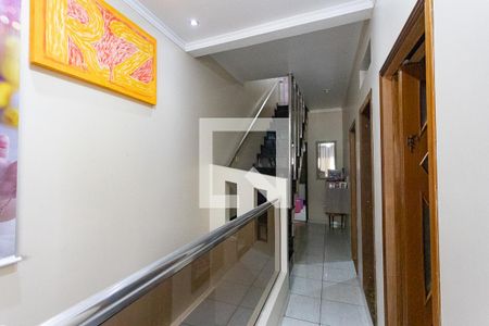Casa à venda com 225m², 3 quartos e 1 vaga Casa à venda com 225m², 3 quartos e 1 vagaCorredor