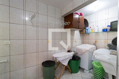 Casa à venda com 225m², 3 quartos e 1 vaga Casa à venda com 225m², 3 quartos e 1 vagaÁrea de serviço 2
