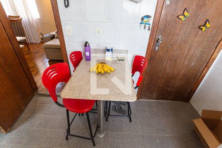 Apartamento à venda com 120m², 3 quartos e 2 vagasMesa da Cozinha