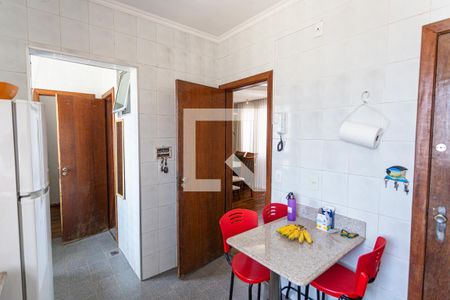 Apartamento à venda com 120m², 3 quartos e 2 vagasCozinha