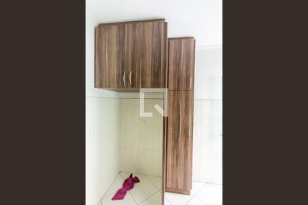 Apartamento à venda com 92m², 3 quartos e 2 vagas Apartamento à venda com 92m², 3 quartos e 2 vagasArmário