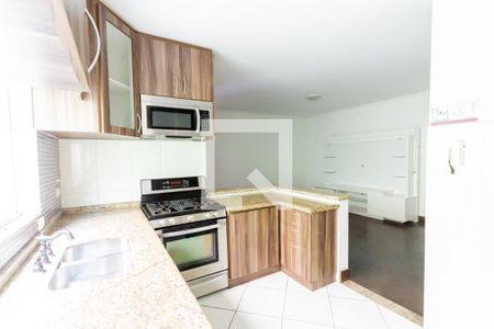 Apartamento à venda com 92m², 3 quartos e 2 vagas Apartamento à venda com 92m², 3 quartos e 2 vagasCozinha