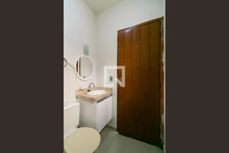 Lavabo de casa para alugar com 3 quartos, 150m² em Penha de França, São Paulo