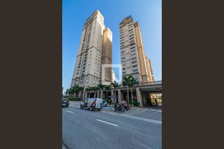 Apartamento à venda com 85m², 2 quartos e 2 vagasFachada