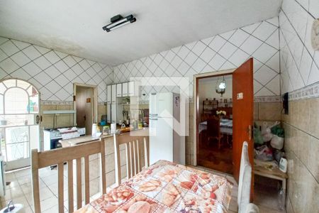 Casa à venda com 262m², 4 quartos e 6 vagasCozinha