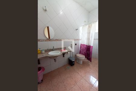 Casa à venda com 262m², 4 quartos e 6 vagasBanheiro da Suíte