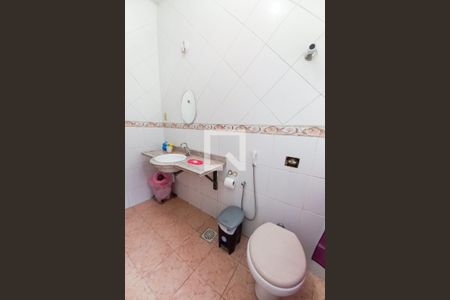 Casa à venda com 262m², 4 quartos e 6 vagasBanheiro da Suítes