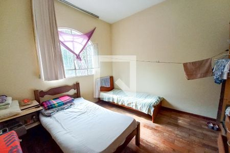 Casa à venda com 262m², 4 quartos e 6 vagasQuarto 1