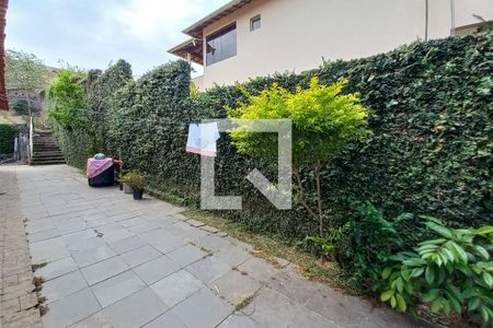 Casa à venda com 262m², 4 quartos e 6 vagasQuintal