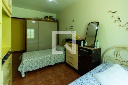 Casa à venda com 205m², 5 quartos e 2 vagas Casa à venda com 205m², 5 quartos e 2 vagasQuarto 3