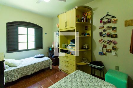 Casa à venda com 205m², 5 quartos e 2 vagas Casa à venda com 205m², 5 quartos e 2 vagasQuarto 3