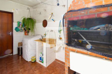 Casa à venda com 205m², 5 quartos e 2 vagas Casa à venda com 205m², 5 quartos e 2 vagasÁrea de Serviço 2