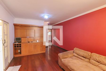 Sala de casa para alugar com 3 quartos, 228m² em Vila Indiana, São Paulo