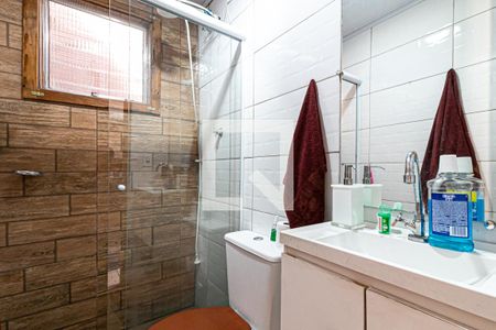 Casa à venda com 210m², 6 quartos e 3 vagas Casa à venda com 210m², 6 quartos e 3 vagasBanheiro Social 2