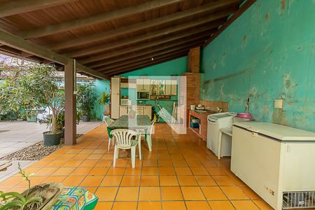 Casa à venda com 235m², 4 quartos e 2 vagasÁrea externa