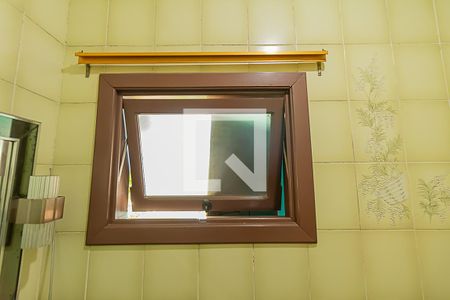 Casa à venda com 235m², 4 quartos e 2 vagasLavabo