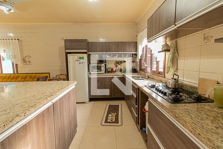 Casa à venda com 235m², 4 quartos e 2 vagasCozinha