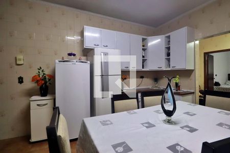 Casa à venda com 395m², 4 quartos e 1 vagaCozinha