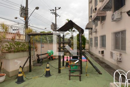 Apartamento à venda com 61m², 2 quartos e sem vagaÁrea Comum - Playground