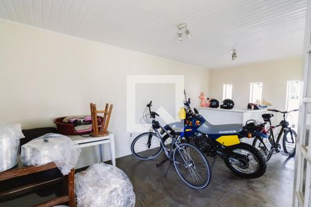 Casa à venda com 350m², 3 quartos e 6 vagasEdícula 2