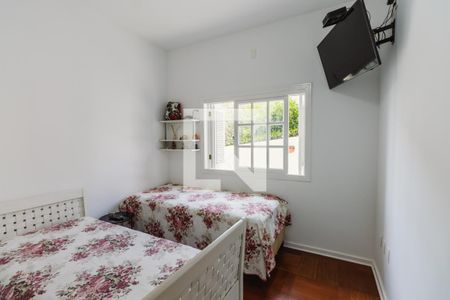 Casa à venda com 350m², 3 quartos e 6 vagasQuarto 2