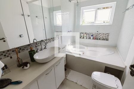 Casa à venda com 350m², 3 quartos e 6 vagasBanheiro 1