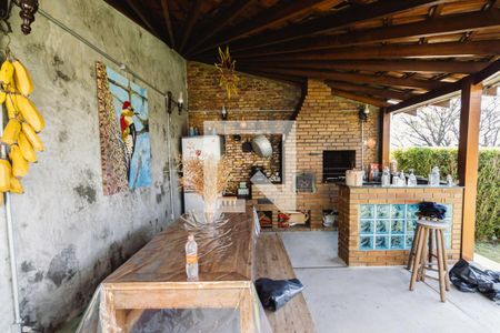 Casa à venda com 350m², 3 quartos e 6 vagasChurrasqueira