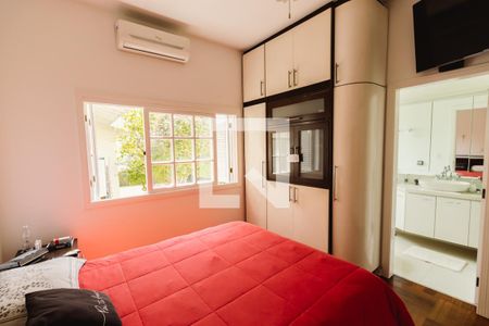 Casa à venda com 350m², 3 quartos e 6 vagasSuíte 3