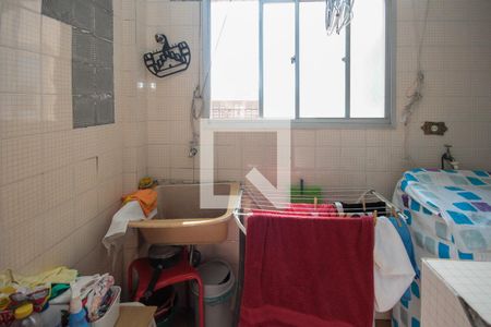 Apartamento à venda com 64m², 2 quartos e 1 vagaÁrea de Serviço
