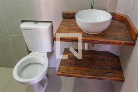 Casa à venda com 366m², 4 quartos e 2 vagas Casa à venda com 366m², 4 quartos e 2 vagasBanheiro da Suíte 3