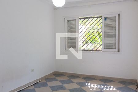 Casa à venda com 366m², 4 quartos e 2 vagas Casa à venda com 366m², 4 quartos e 2 vagasQuarto 4