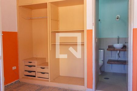 Casa à venda com 366m², 4 quartos e 2 vagas Casa à venda com 366m², 4 quartos e 2 vagasSuíte 3