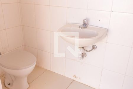 Casa à venda com 366m², 4 quartos e 2 vagas Casa à venda com 366m², 4 quartos e 2 vagasBanheiro de Serviço