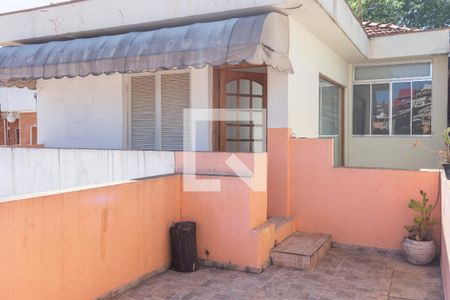 Casa à venda com 366m², 4 quartos e 2 vagas Casa à venda com 366m², 4 quartos e 2 vagasSacada da Suíte 3