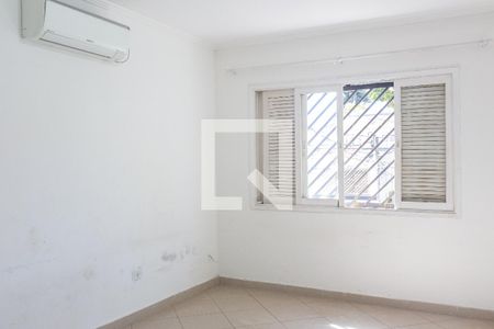Casa à venda com 366m², 4 quartos e 2 vagas Casa à venda com 366m², 4 quartos e 2 vagasSuíte 2