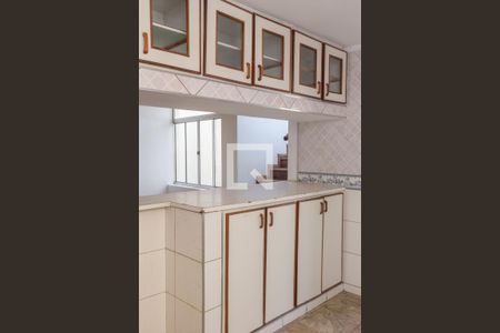 Casa à venda com 366m², 4 quartos e 2 vagas Casa à venda com 366m², 4 quartos e 2 vagasCozinha