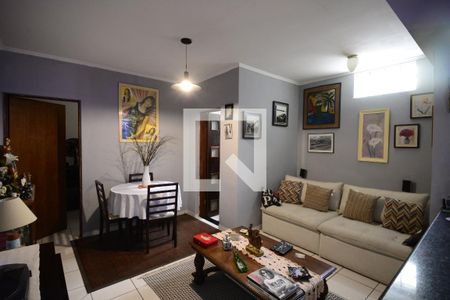 Casa à venda com 270m², 3 quartos e 2 vagasSala Casa 2