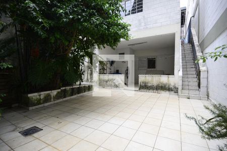 Casa à venda com 270m², 3 quartos e 2 vagasQuintal