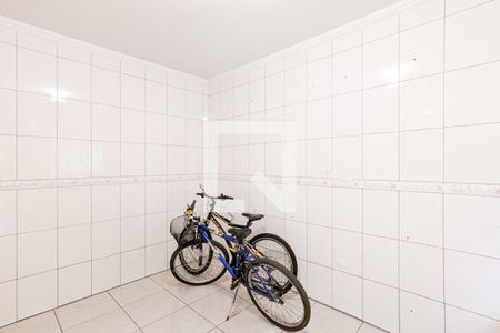 Casa à venda com 279m², 4 quartos e 2 vagas Casa à venda com 279m², 4 quartos e 2 vagasCozinha